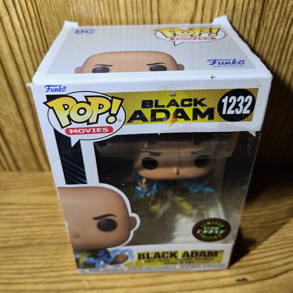 Black Adam Pop Vinyl figure Limited Glow Chase Edition (NEW) - Picture 2 of 7